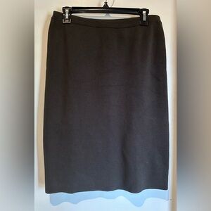 EILEEN FISHER OLIVE GREEN  ELASTIC WAIST PENCIL SKIRT SIZE M